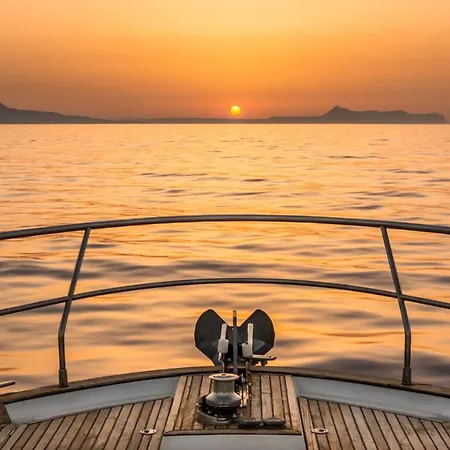 보트호텔 Private Luxury Cruises 