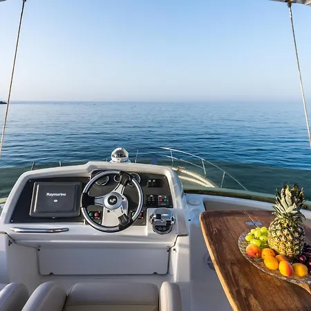 Private Luxury Cruises 